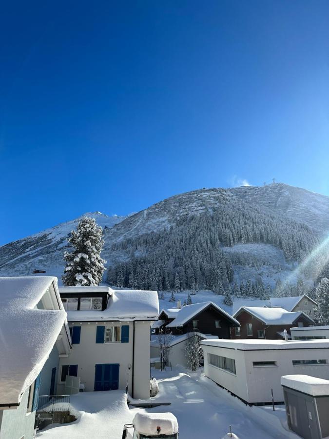 Mondholz Ferienwohnung Andermatt Exterior foto